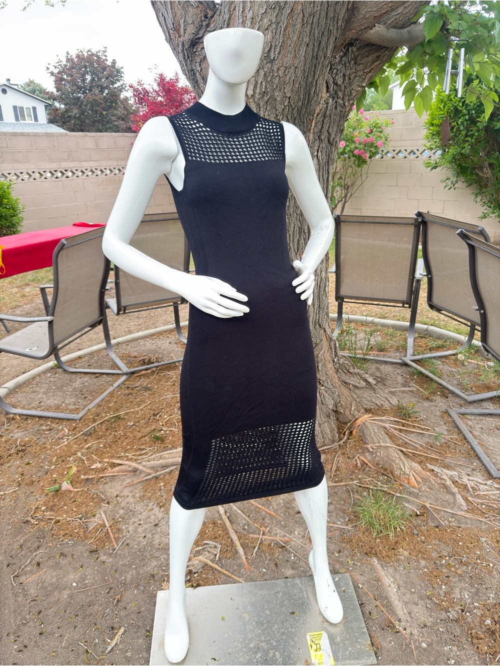 Women's Black Knit Sleeveless Midi Dress